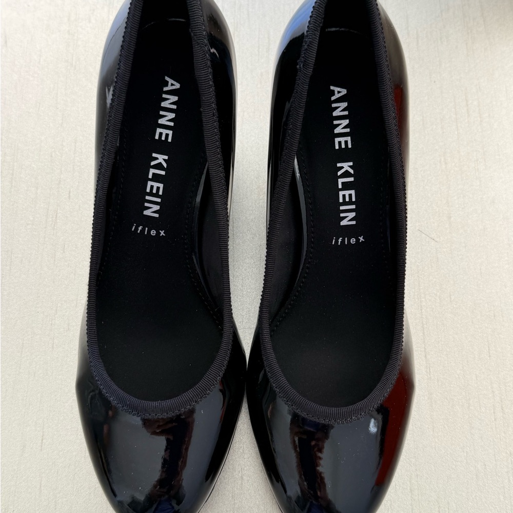 Anne Klein Black Patent Leather Pumps